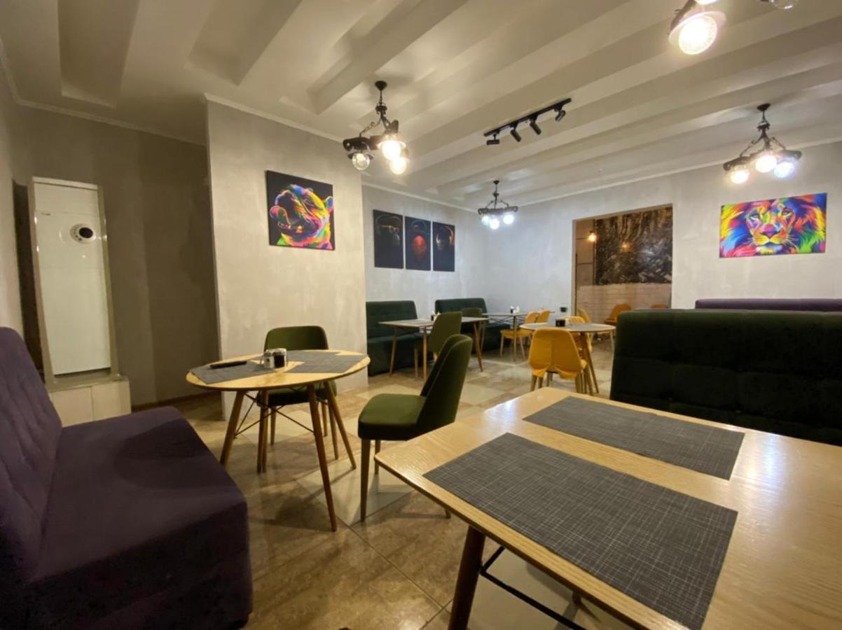 Hotel Alma Ata Zhosaly Buitenkant foto