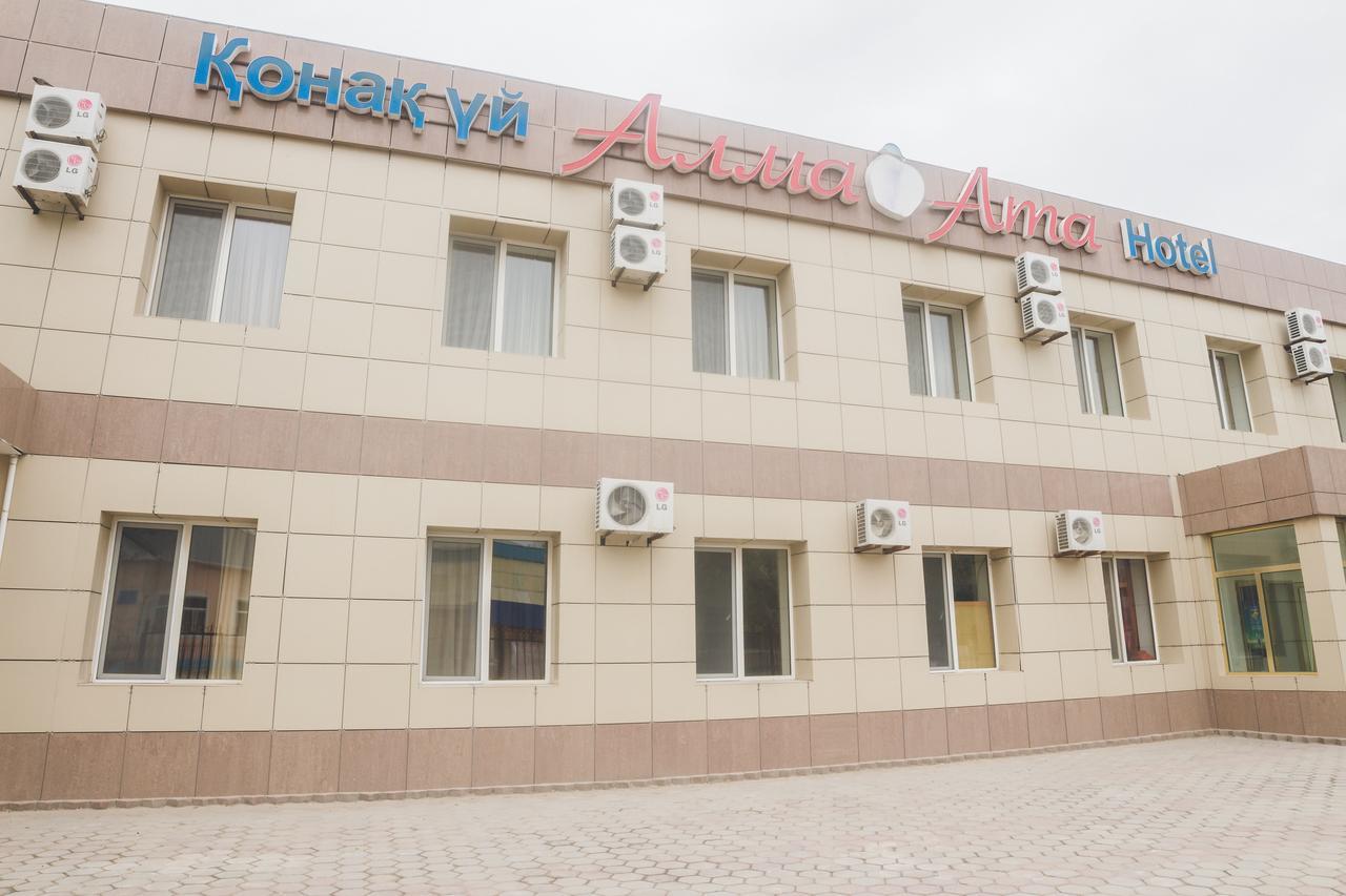 Hotel Alma Ata Zhosaly Buitenkant foto